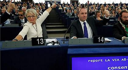 Βέμπερ: Να διακοπούν οι συνομιλίες για την ένταξη της Τουρκίας στην ΕΕ