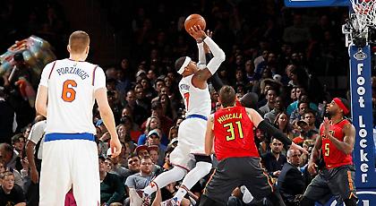 Ο Μέλο «κατέρριψε» τους Χοκς