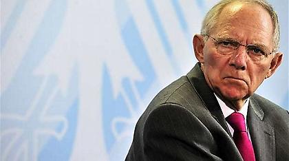 Δεν κάνει πίσω ο Σόιμπλε: Το θέμα της Ελλάδας δεν είναι το χρέος