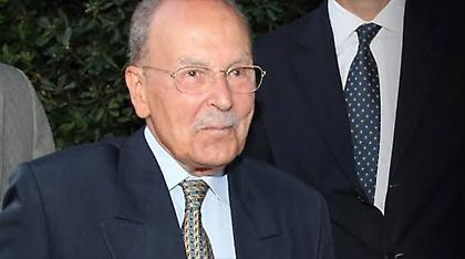 Το μεσημέρι το τελευταίο αντίο στον «ευπατρίδη της πολιτικής» Κωστή Στεφανόπουλο