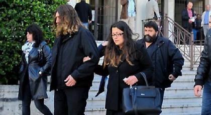 Υπόθεση Γιακουμάκη: Συντετριμμένοι οι γονείς του – Η παρέμβαση του πατέρα του στη δίκη!