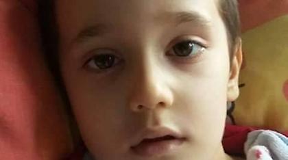 «Help for Aggelos!»: Σελίδα αγάπης για τον 5χρονο που πάσχει από καρκίνο του εγκεφάλου