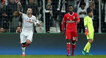 «Αλήτικη» σέντρα ο Κουαρέσμα στο επικό come back της Μπεσίκτας (video)