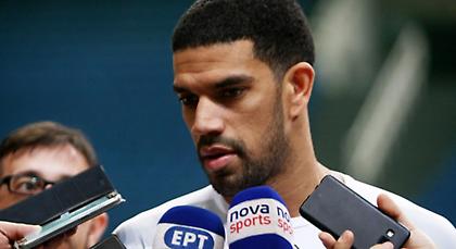 Φελντέιν: «Είμαστε… πεινασμένοι μετά την ήττα από τον Ολυμπιακό»