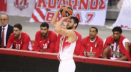 Αρνητικά ρεκόρ στα τρίποντα για Ολυμπιακό