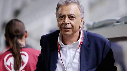 Η ΕΠΟ απέναντι στους πρώην προέδρους για την κάρτα υγείας