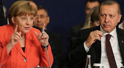 Ο Ερντογάν απειλεί την ΕΕ: Θα στείλω 3 εκατ. πρόσφυγες -Τι απαντά η Μέρκελ