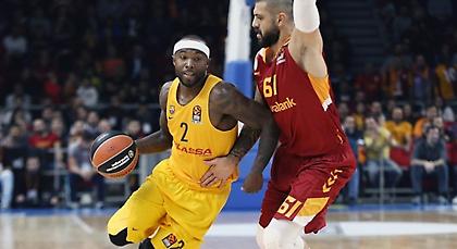 Πλάις ταπώνει, Σιλμπ καρφώνει! (video)