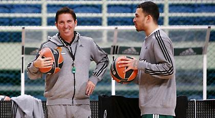 Οριστικά στη δωδεκάδα του Παναθηναϊκού Superfoods ο Τζέιμς! (video)