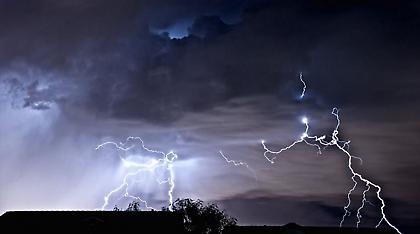 Αγριεύει ο καιρός από σήμερα, χιόνια από Τρίτη (video)