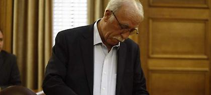 Βίτσας: Είναι παράλογο να συζητάς ομαδικές απολύσεις σε χώρα με ανεργία πάνω από 20%