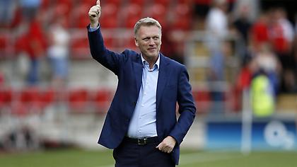 Μόγες: «Με... διώροφο πούλμαν στο Άνφιλντ»