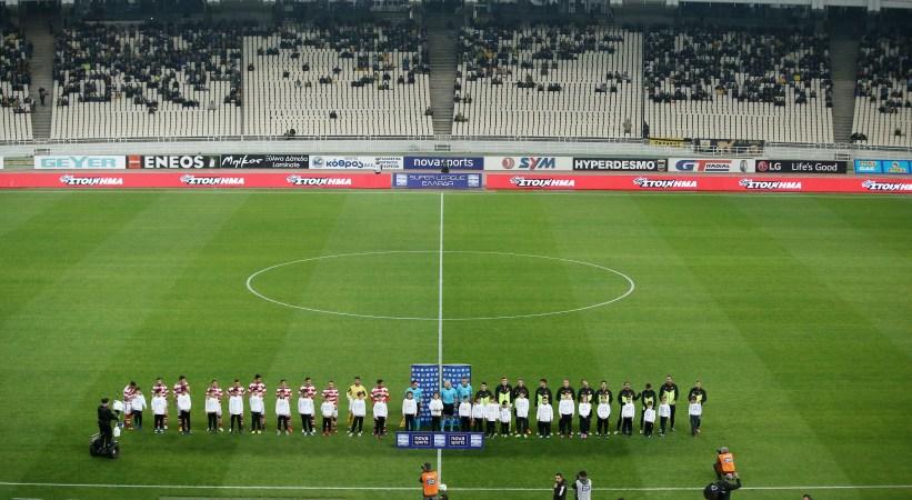 Ελάχιστος κόσμος στο ΟΑΚΑ (pics)