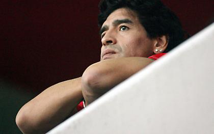 Ο Ντιέγκο Μαραντόνα θρηνεί τον θάνατο του Φιντέλ Κάστρο