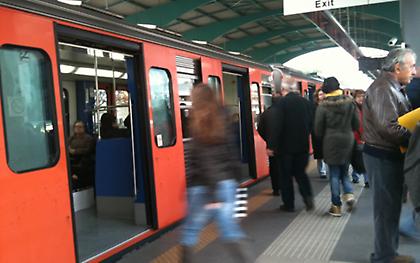 Συνεχίζονται οι στάσεις εργασίας στον Ηλεκτρικό