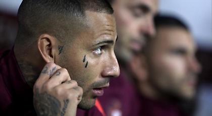 «Χαμός» με τα τατουάζ δάκρυα του Κουαρέσμα