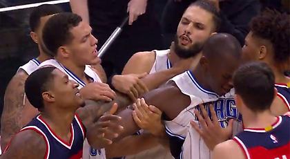 Πληρώνει για τον «στραγγαλισμό» ο Μπιλ