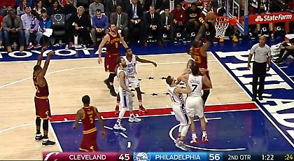 Ο μονοφαγάς Λεμπρόν (video)