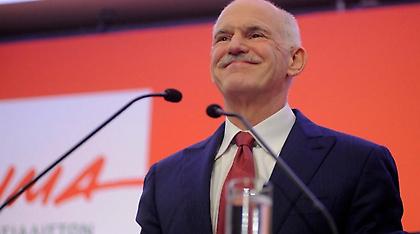 Ο Παπανδρέου «τρολάρει» τον διορισμό Μηλιού στο Φεστιβάλ Επιδαύρου