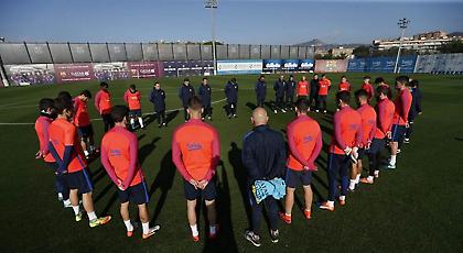 Ενός λεπτού σιγή στην προπόνηση της «Μπάρτσα» για Σαπεκοένσε (pic)