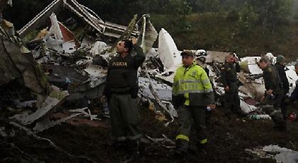 Νεκροί και 21 δημοσιογράφοι στην αεροπορική τραγωδία