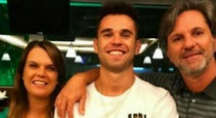 Στο… τσακ γλίτωσε το ταξίδι ο γιος του προπονητή της Σαπεκοένσε