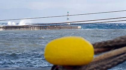 Δεμένα τα πλοία σε Ραφήνα, Λαύριο - Κλειστό το Ρίο Αντίρριο