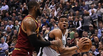 Τα όργια του Giannis απέναντι στον Λεμπρόν! (video)