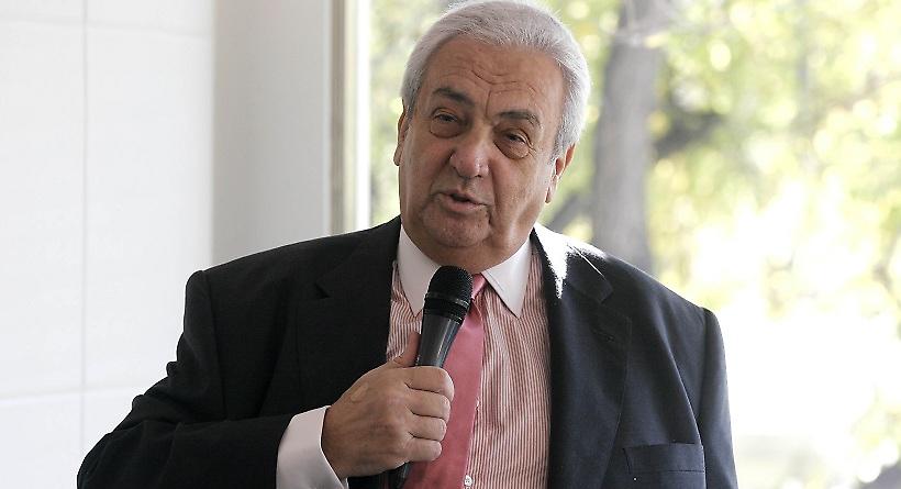 Κούκλα η νέα σύντροφος του Κοντομηνά (pics)
