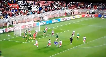 Τερματοφύλακας με «ψαλιδάκι» στις καθυστερήσεις σώζει την ομάδα του! (video)