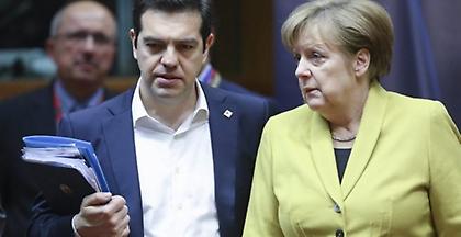 Επικοινωνία Τσίπρα - Μέρκελ στη σκιά των τουρκικών προκλήσεων