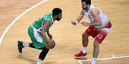 «Πάτησε» την Αρμάνι η Ούνικς!