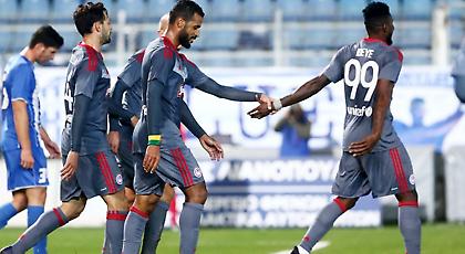 Το αυτογκόλ που έγραψε το 3-0 για τον Ολυμπιακό στα Χανιά (video)