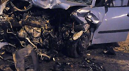 Σοκαριστικό τροχαίο στην Αργολίδα -Απανθρακώθηκε οδηγός ΙΧ (pics/video)