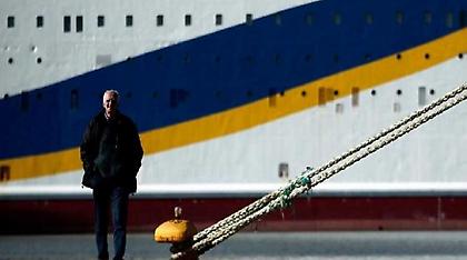 Απεργούν σήμερα οι ναυτικοί - Δεμένα για 48 ώρες τα πλοία στα λιμάνια
