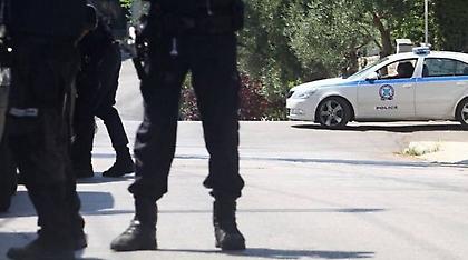 Πρέβεζα: Χτύπησε με το αυτοκίνητο τον αστυνομικό για να διαφύγει τη σύλληψη