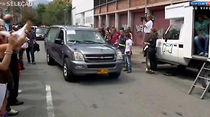 Τραγωδία στην Κολομβία: Δεκάδες νεκροφόρες μεταφέρουν τις σορούς των θυμάτων