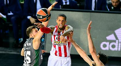 Στριμώξτε τον Ολυμπιακό. Του αρέσει…