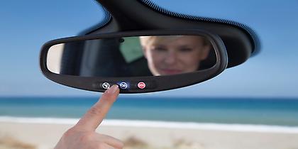 Εντυπωσιάζει η χρησιμότητα του Opel OnStar (video)