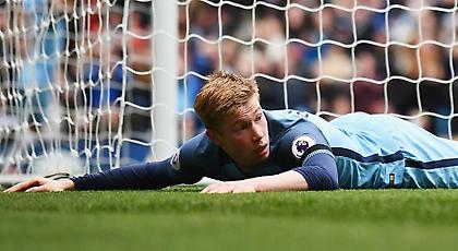 Ο Ντε Μπρόινε και οι άλλοι που έχασαν τα... άχαστα (vids)