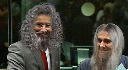 Ρύθμιση χρέους ως το 2060 -Απολαυστικό χιούμορ στο twitter (pics)