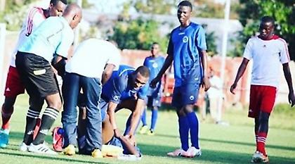 Σοκαριστικό βίντεο: Σκόραρε και λίγο αργότερα ξεψύχησε στο χορτάρι (video)