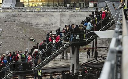 Δανός βουλευτής προτείνει να πυροβολούν τους πρόσφυγες για να μην μπαίνουν στη χώρα