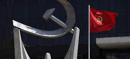 KKE: Προκλητική κοροϊδία το διάγγελμα Τσίπρα -Διανέμει ψίχουλα