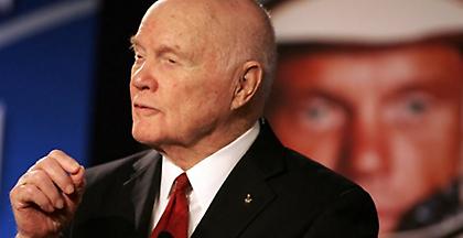 Έφυγε από τη ζωή ο πρώην αστροναύτης Τζον Γκλεν