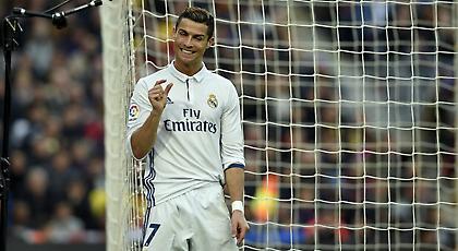 «Σκίζει» τον Ρονάλντο η Sport για τη φοροδιαφυγή