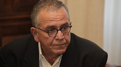 Μουζάλας: Προσωρινή η μεταφορά μεταναστών από τα νησιά στην ηπειρωτική Ελλάδα