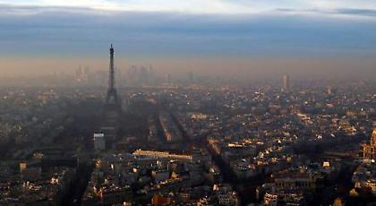 Ανακαλύφθηκε διαστημική σκόνη δισεκατομμυρίων ετών σε ταράτσες του Παρισιού και του Οσλο