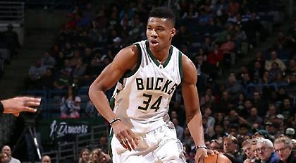 Φορτώθηκε ο Γιάννης, έχασαν οι Μπακς