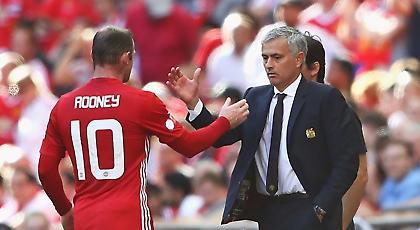 Μουρίνιο: «Περιμένω περισσότερα από τον Ρούνεϊ»